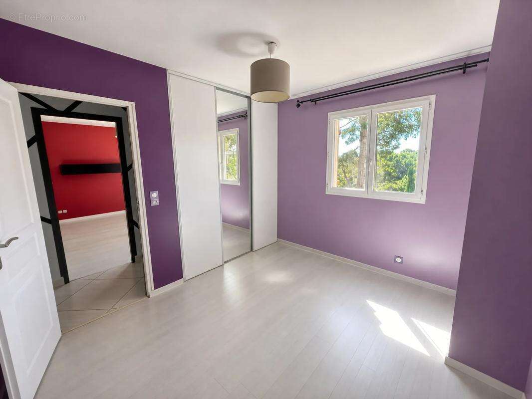 Maison de 3 pièces de 112 m² à La Seyne-sur-Mer - photo 8