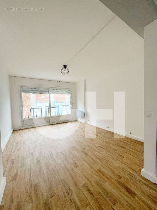Lot de 2 Studios en centre ville en vente à MAUBEUGE - photo 2