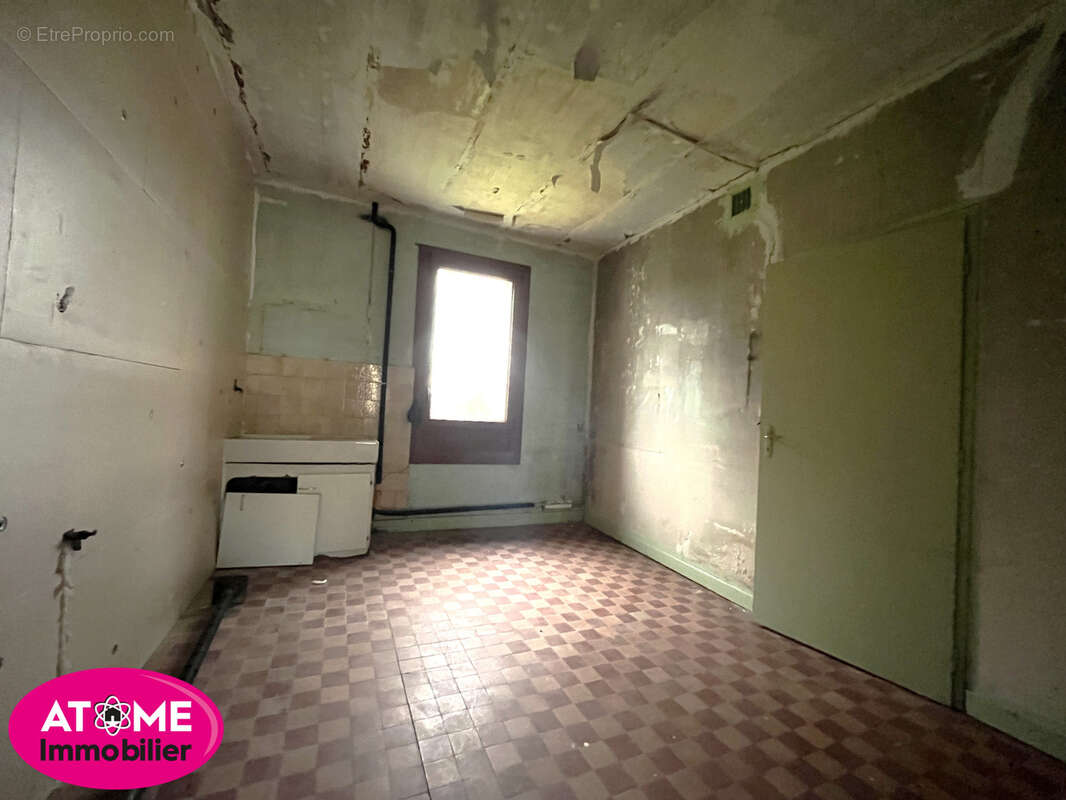 Appartement à AUBOUE