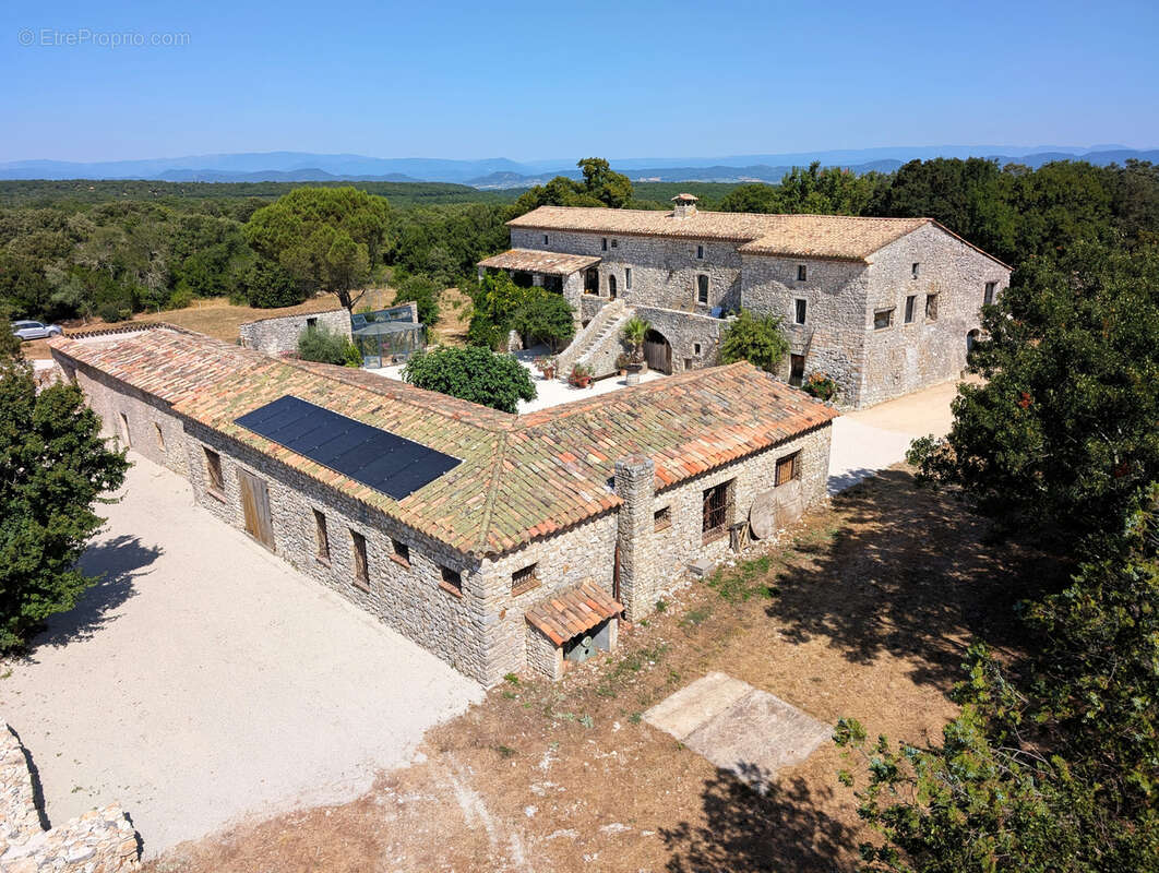 Maison à GOUDARGUES