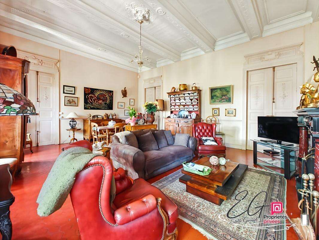 Appartement bourgeois d'exception de 284 m² avec terrasse, balcon filant et vue sur le parc - photo 4