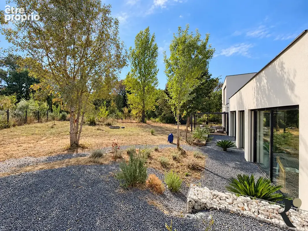 AIGREFEUILLE Élégante contemporaine de 180 m² avec piscine - photo 2