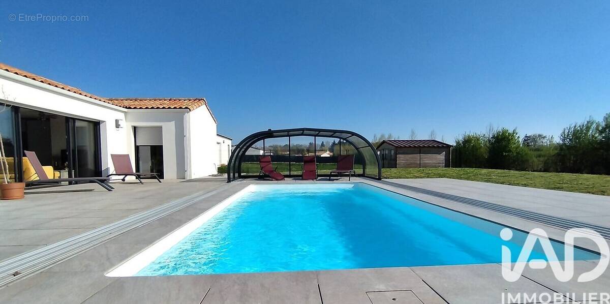 Photo 1 - Maison à L'HERMENAULT