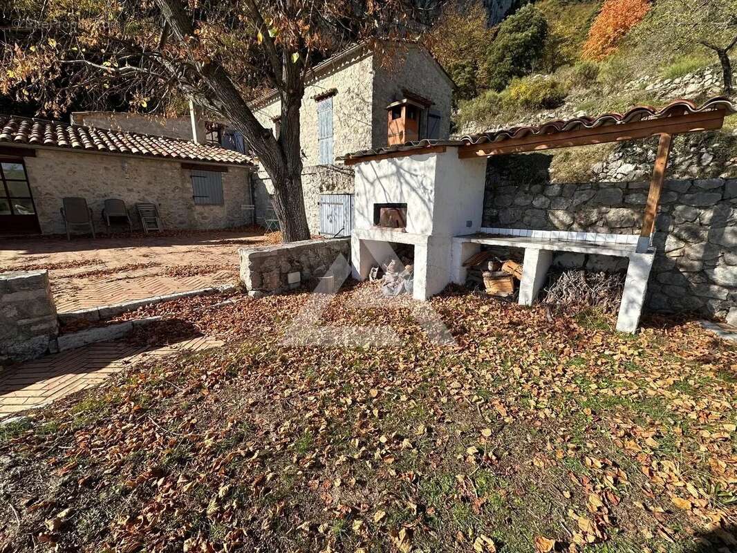 Maison à SAINTE-AGNES