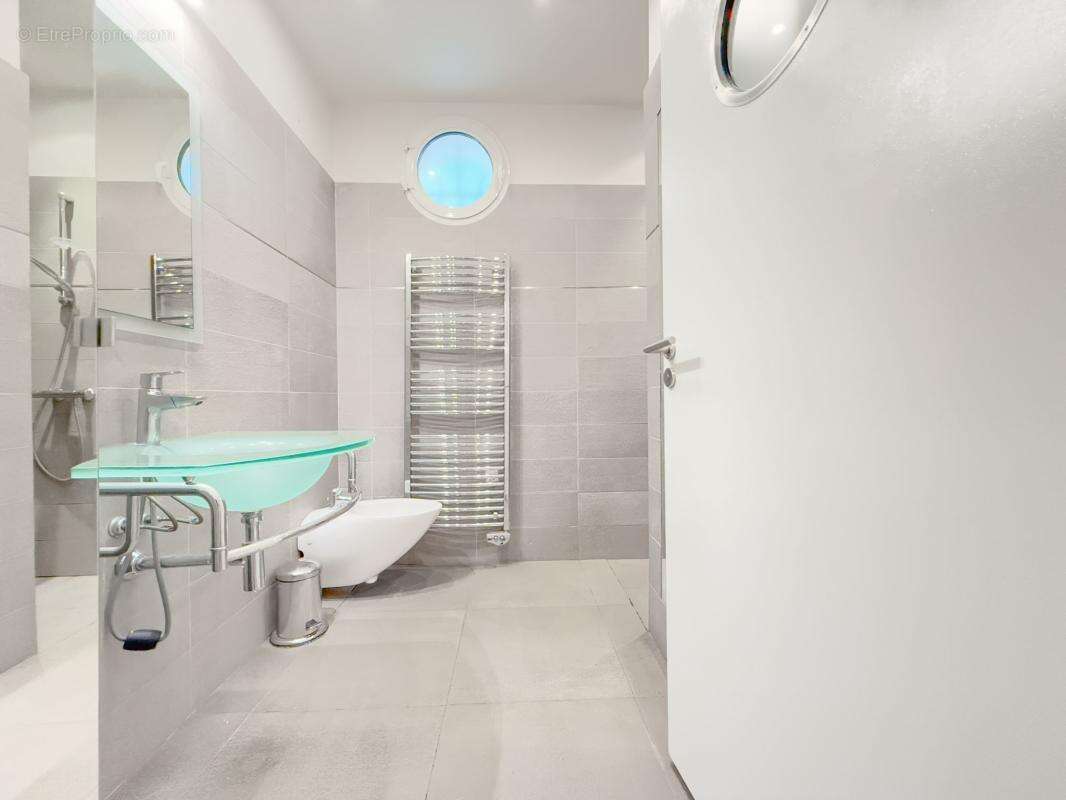 Maison à SAINT-MARTIN-DU-VAR