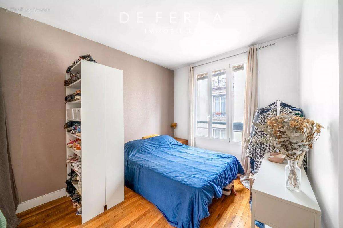 Appartement à PARIS-14E