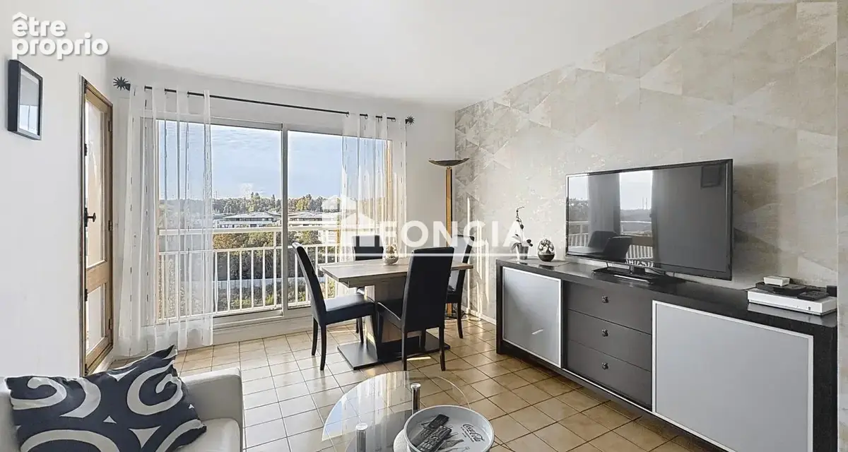 Dernier etage lumineux - photo 3