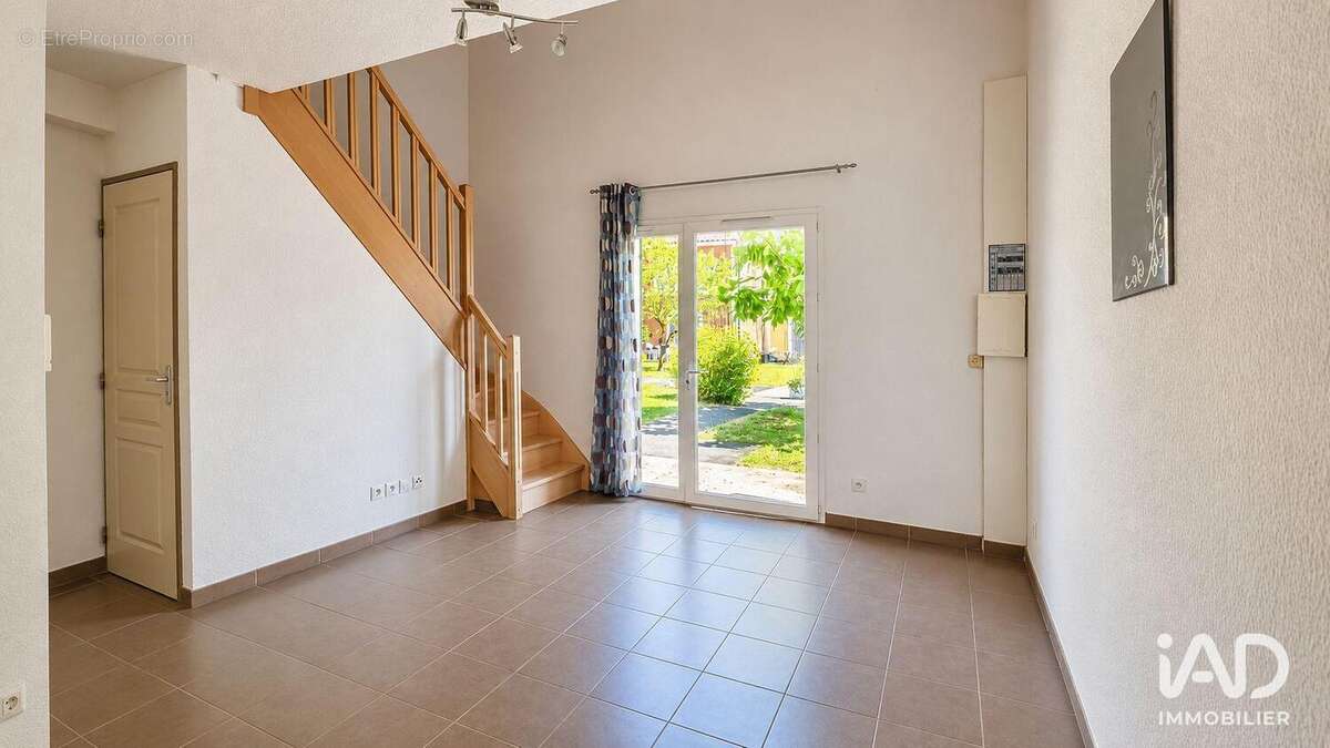 Maison 34 m² à Colombiers  - photo 3