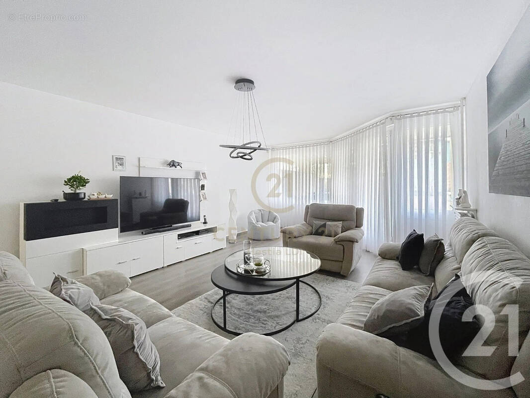 Appartement à VAULX-EN-VELIN