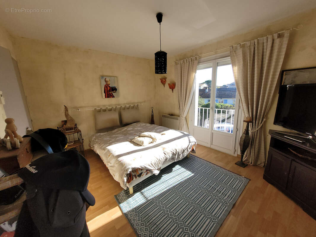 Maison à SALLES-D&#039;AUDE