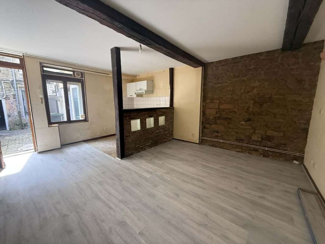 Appartement 43 m² à Charleville-Mezieres  - photo 5