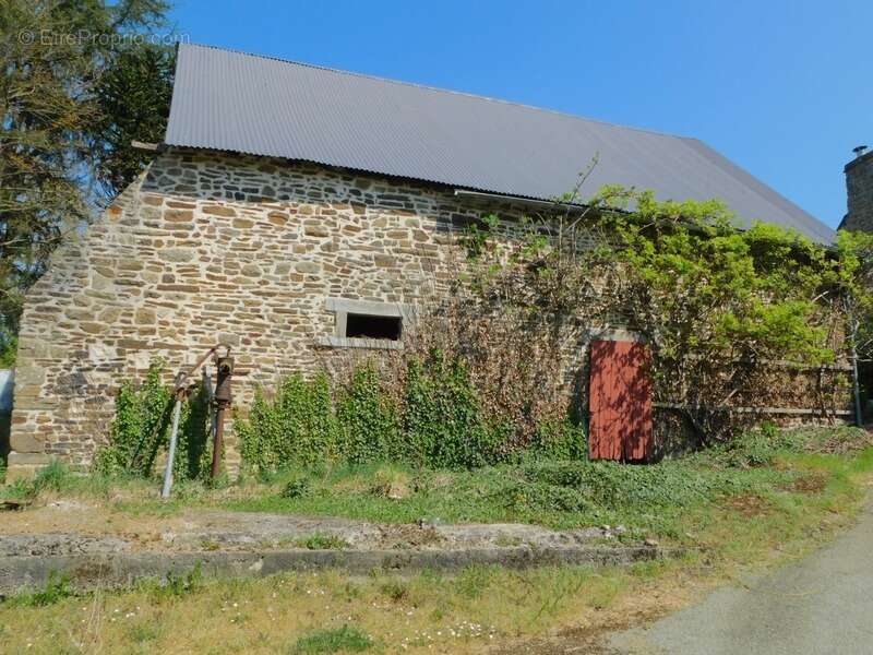 Maison à LA CHAPELLE-JANSON