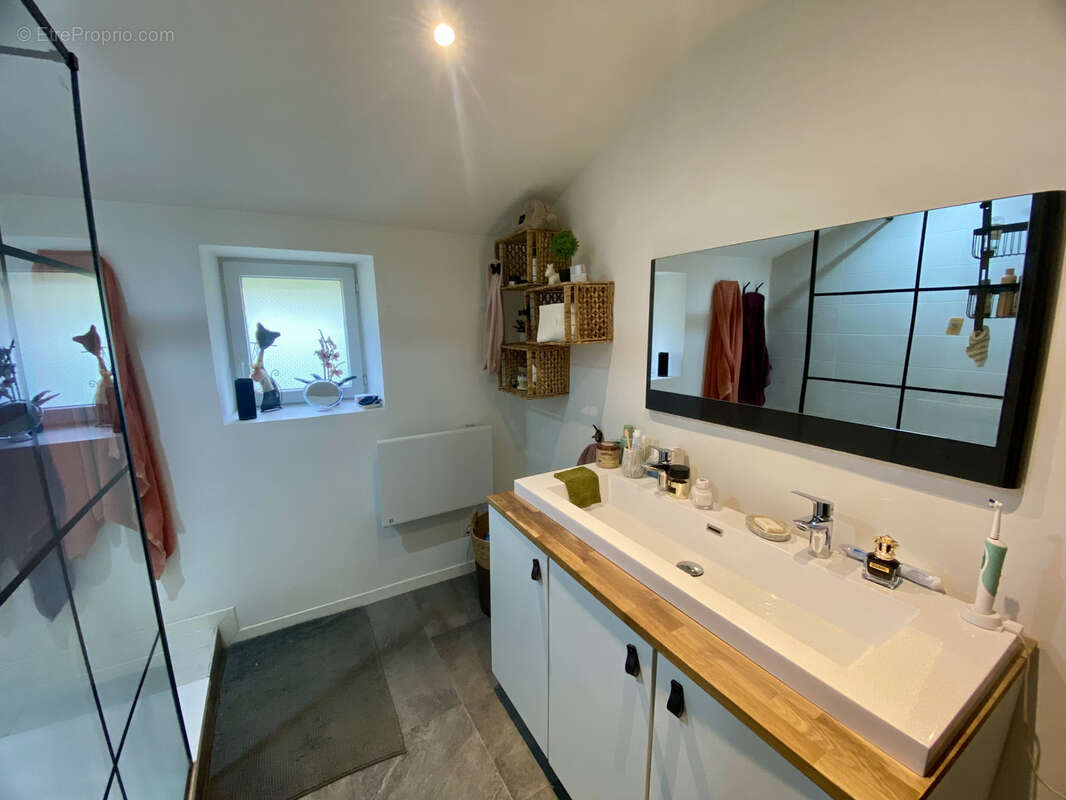 Maison à LE SEL-DE-BRETAGNE