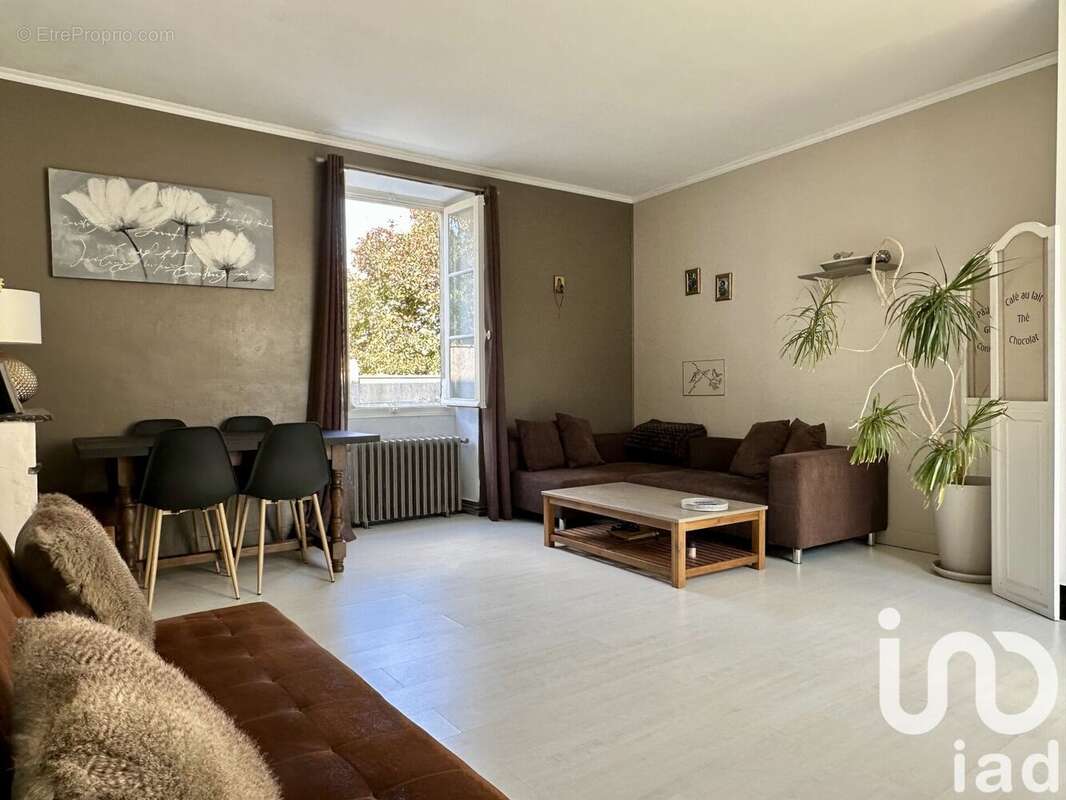 Photo 2 - Maison à US