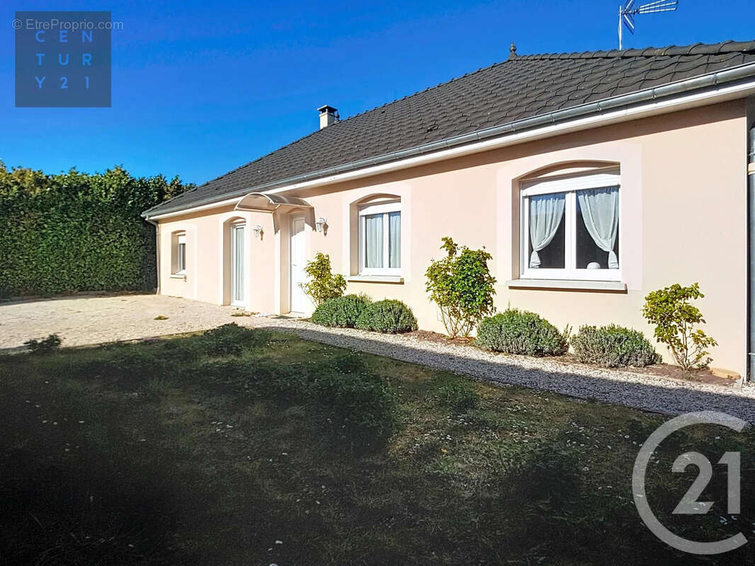 Maison à BREVIANDES