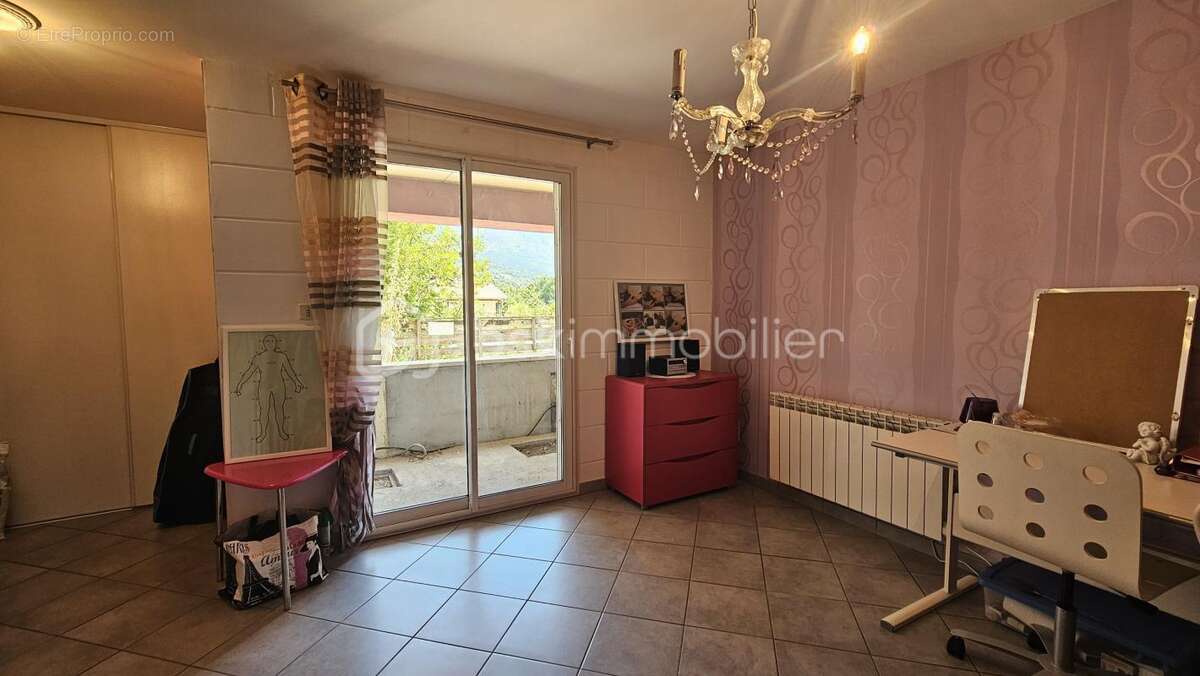 Maison à LA BATIE-NEUVE