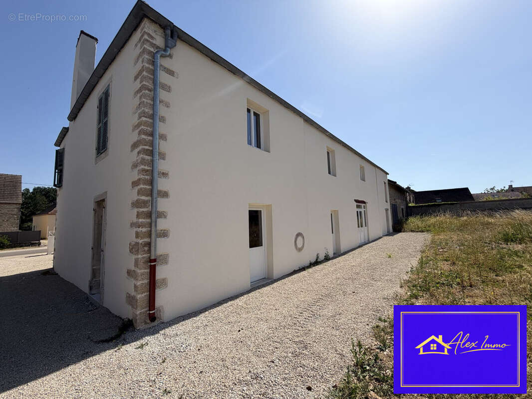 Maison 76 m² à Merceuil  - photo 2