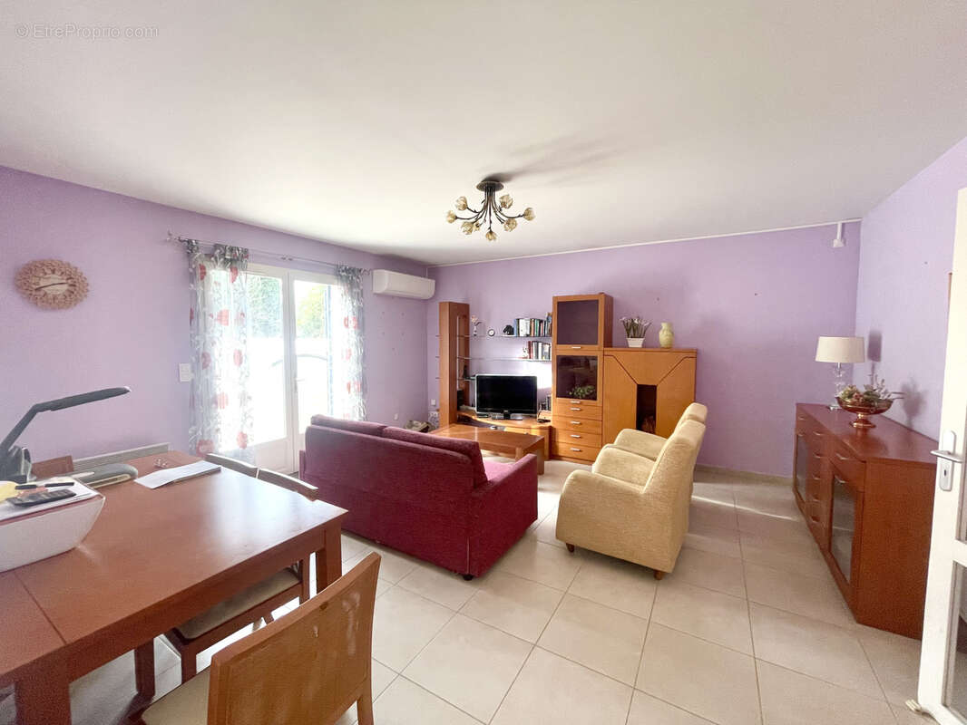Appartement à LUNEL