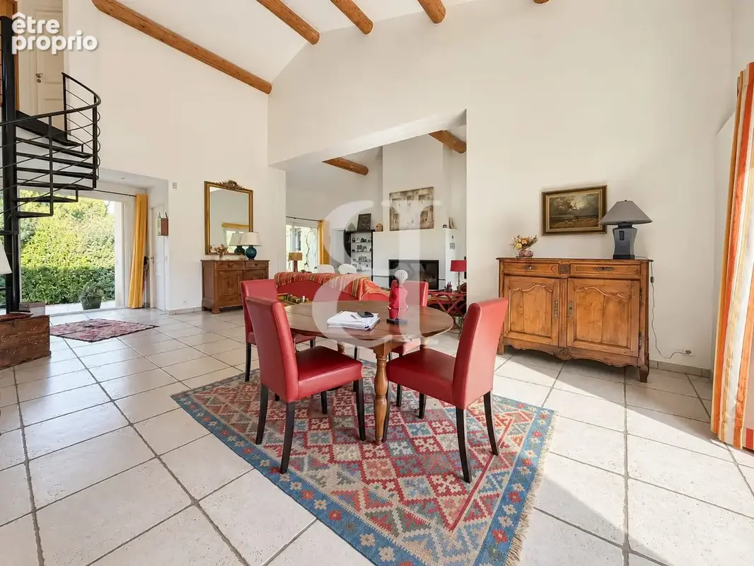 Maison 6 pièces 192 m² à vendre à Maubec (84660) - photo 9