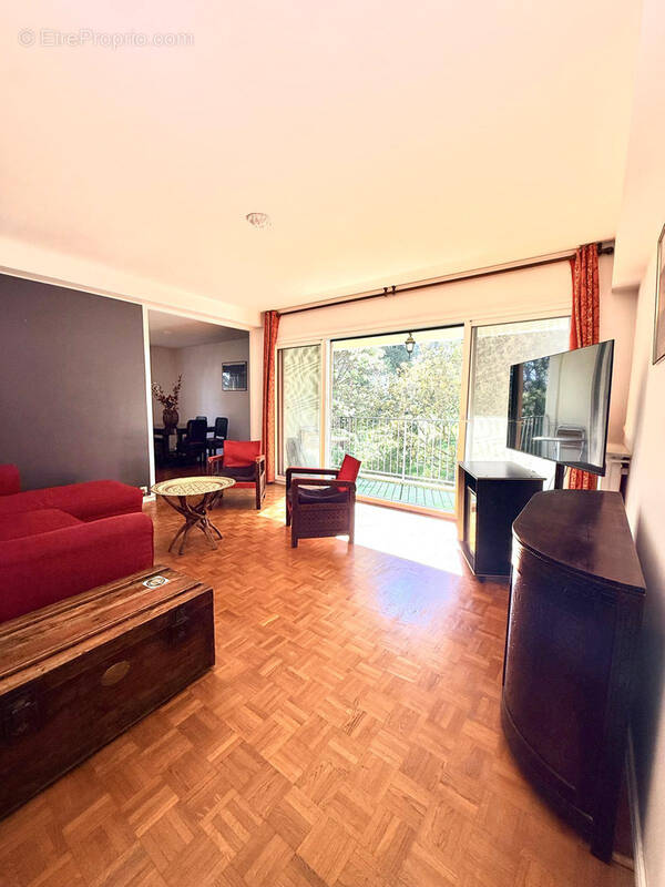 Appartement à MARSEILLE-9E