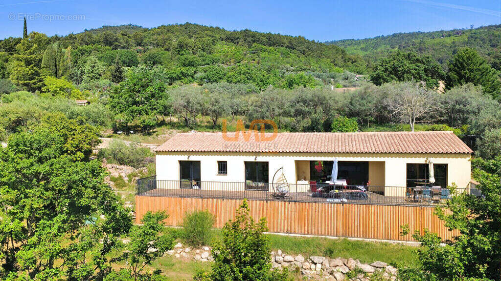 Maison à CALLAS