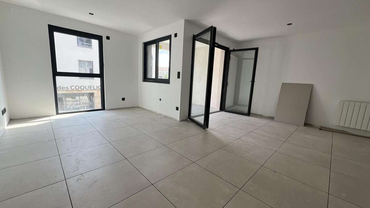 Photo 4 - Appartement à LA TOUR-DE-SALVAGNY