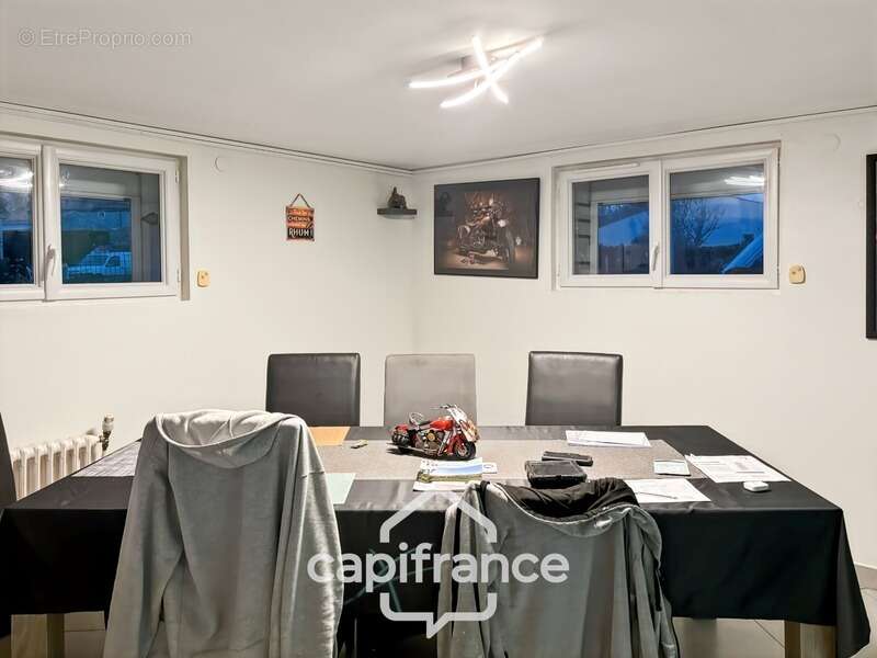 Maison à FONTCOUVERTE