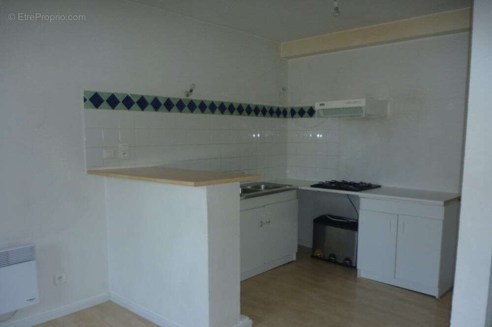 Appartement à LEZIGNAN-CORBIERES