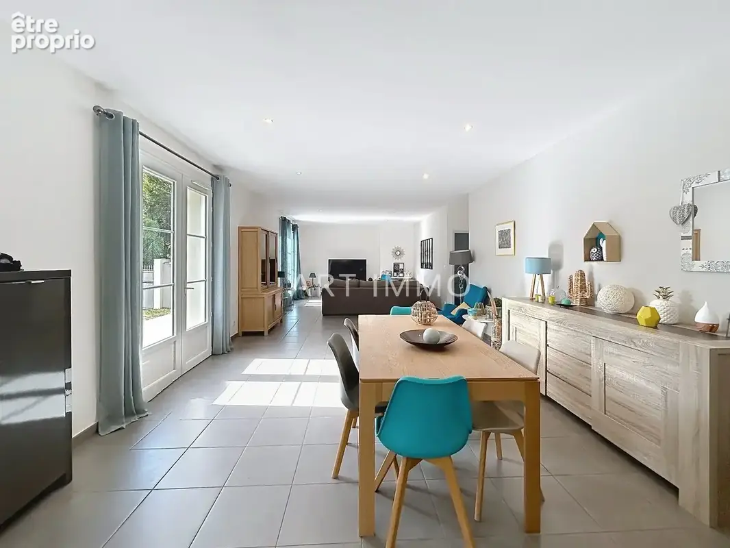 Maison de plain-pied avec piscine a vendre a maubec - photo 6