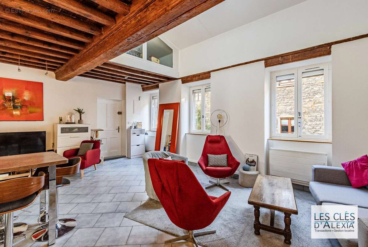 Duplex esprit maison 140 m² avec cour – Bien rare à Lyon 3 - photo 3