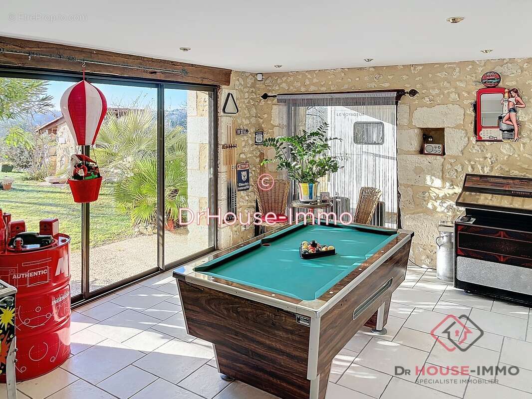 Maison à SAINT-ASTIER