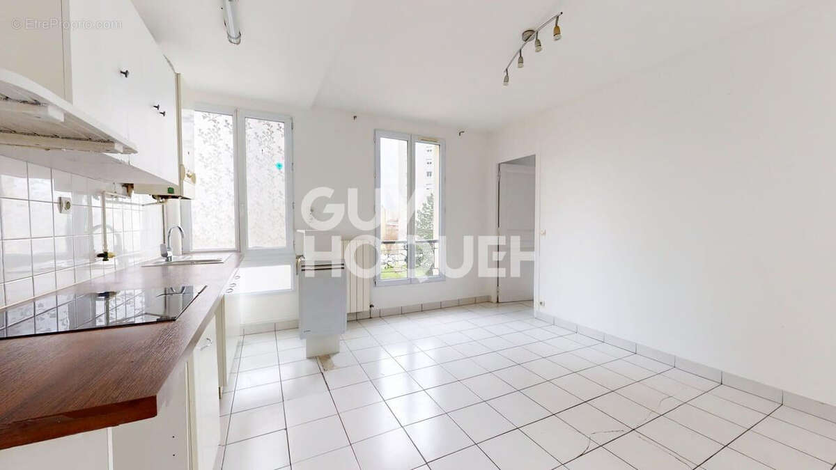 Appartement à AUBERVILLIERS