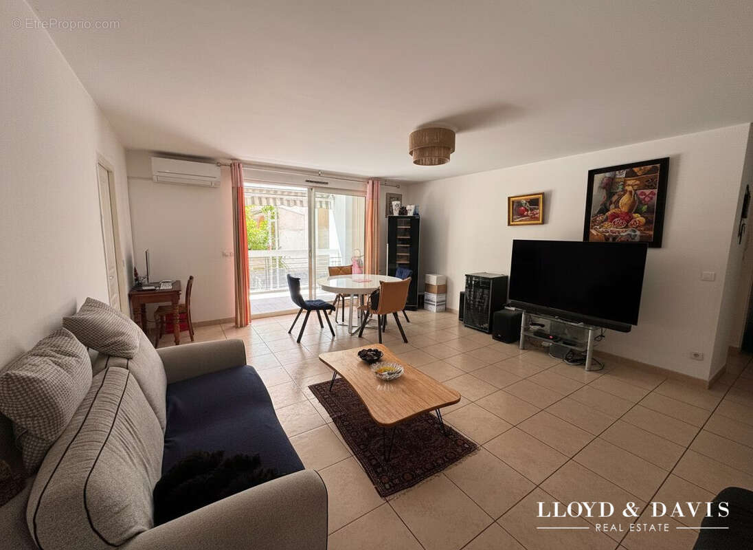 Appartement à MARSEILLE-8E