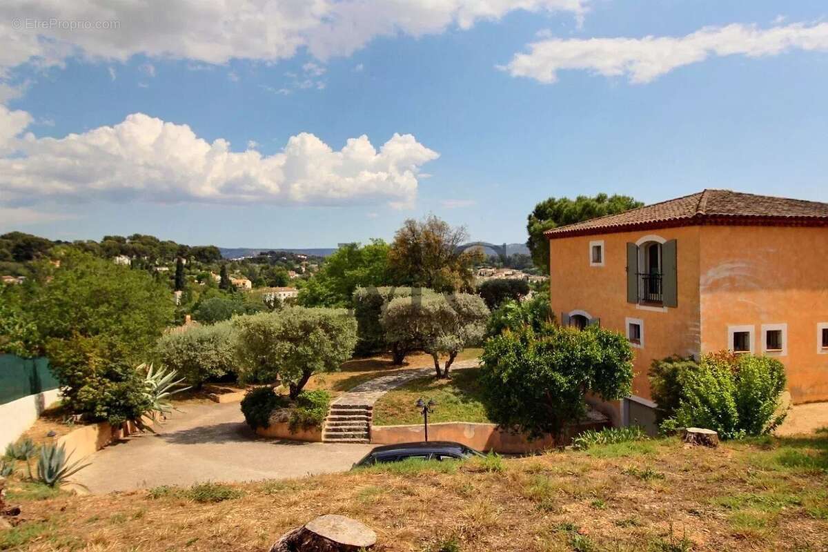 Maison à MARSEILLE-11E