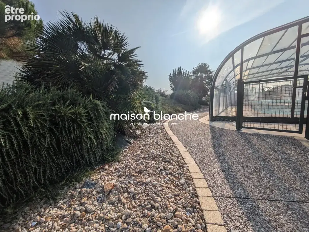 Maison 5 pièces 119 m² à vendre à Longeville-Sur-Mer (85560) - photo 2