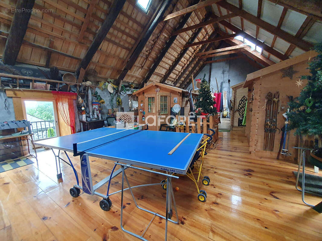 Maison à LAVEISSENET