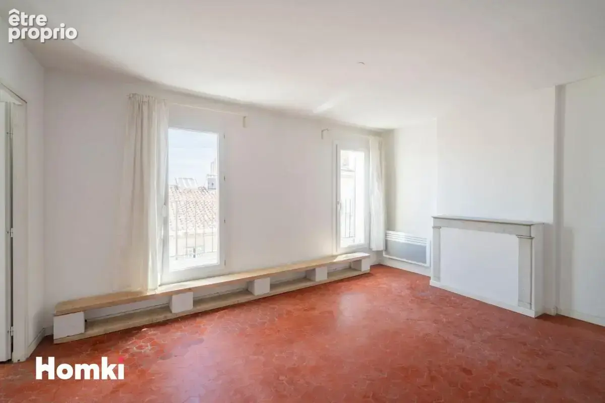Appartement T3 traversant de 64 m² à Marseille 13006, Rue Paradis - photo 3