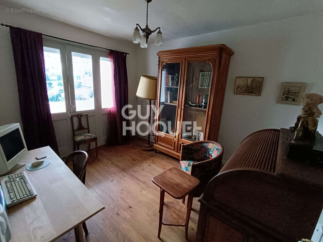 Appartement à SAIL-SOUS-COUZAN