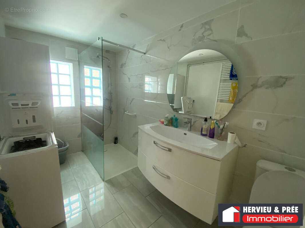 Maison à SAINT-AUBIN-SUR-MER