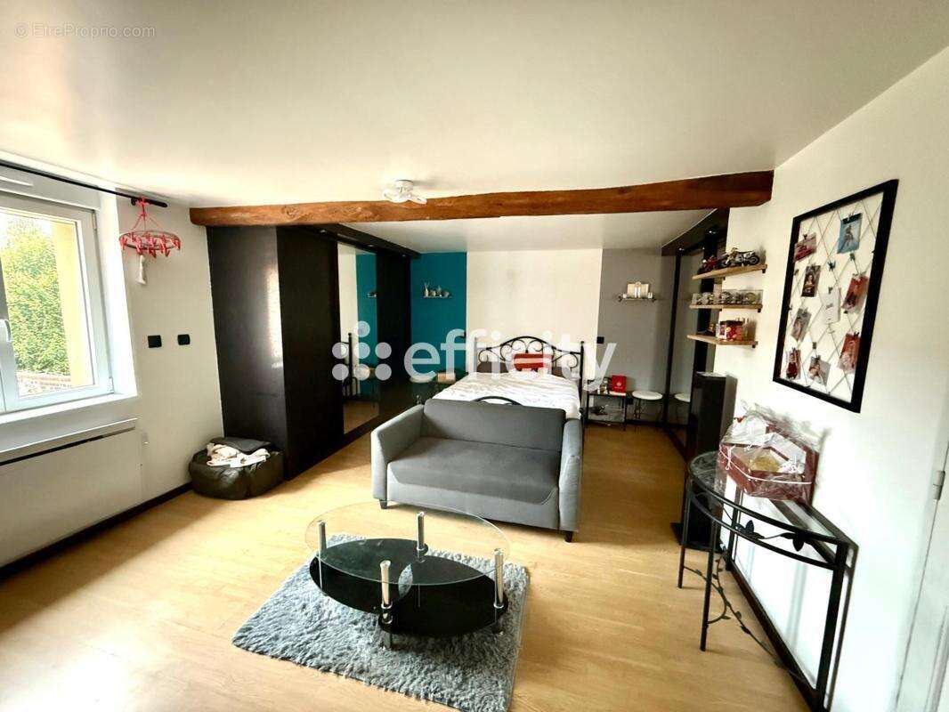 Maison à BAILLEUL-SUR-THERAIN