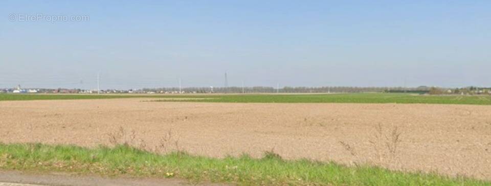 Terrain à HENIN-BEAUMONT