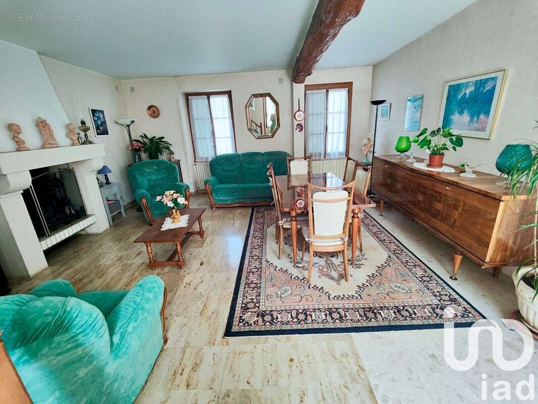 Photo 2 - Maison à REIGNAC-SUR-INDRE