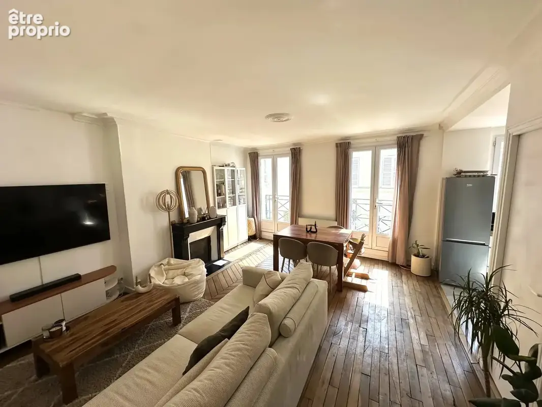 Appartement à PARIS-17E