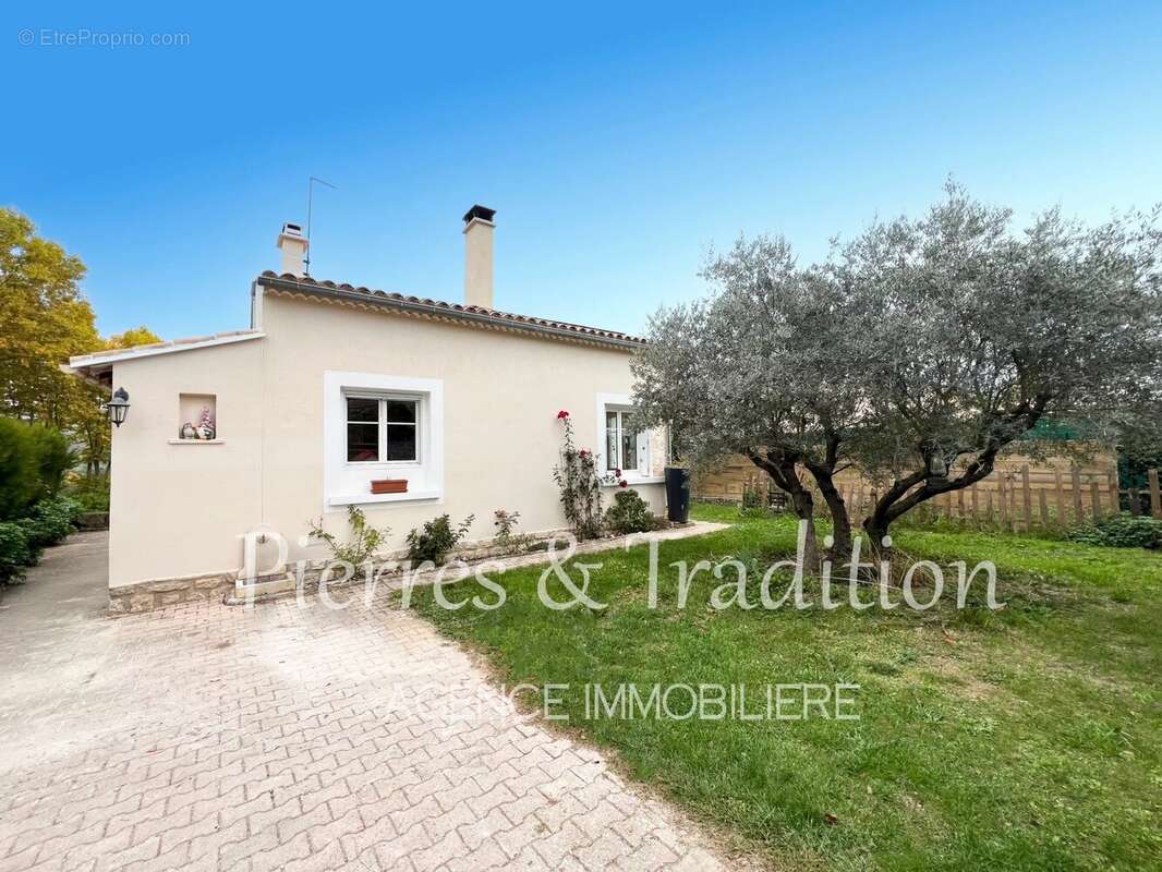 Maison à CERESTE