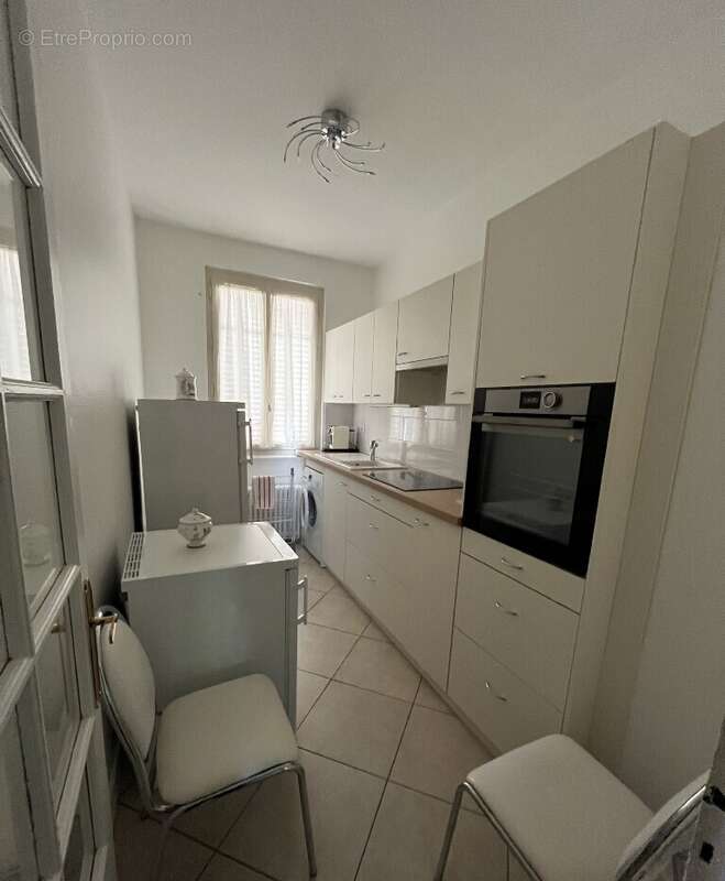 Appartement 71 m² à Vichy  - photo 3