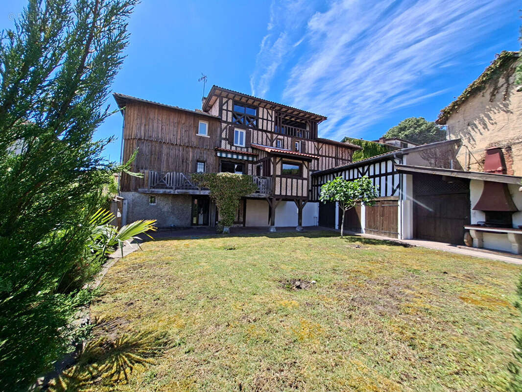 Maison à LEON