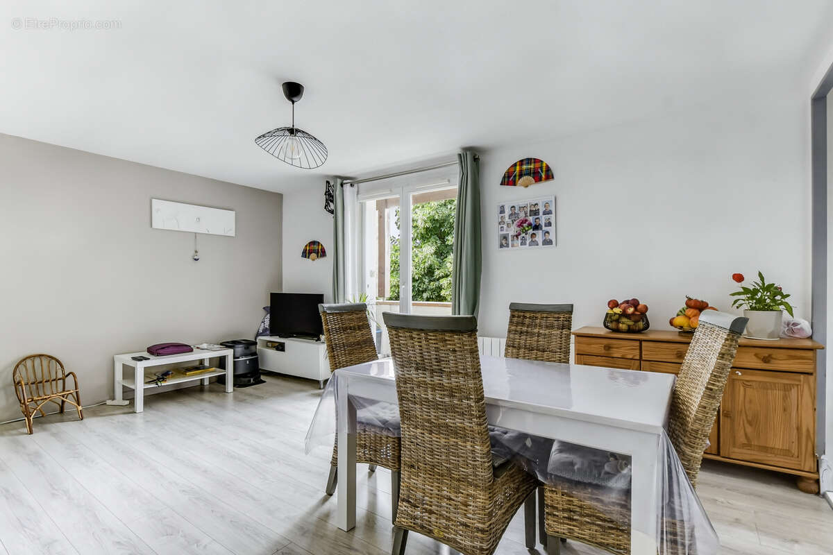 Appartement à LAUNAGUET