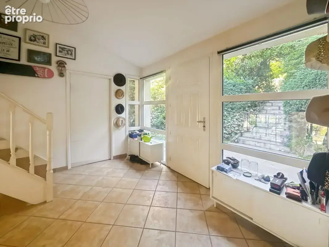 Maison de 140 m² - Trois chambres et un bureau - 1500 m² en restanques - photo 8