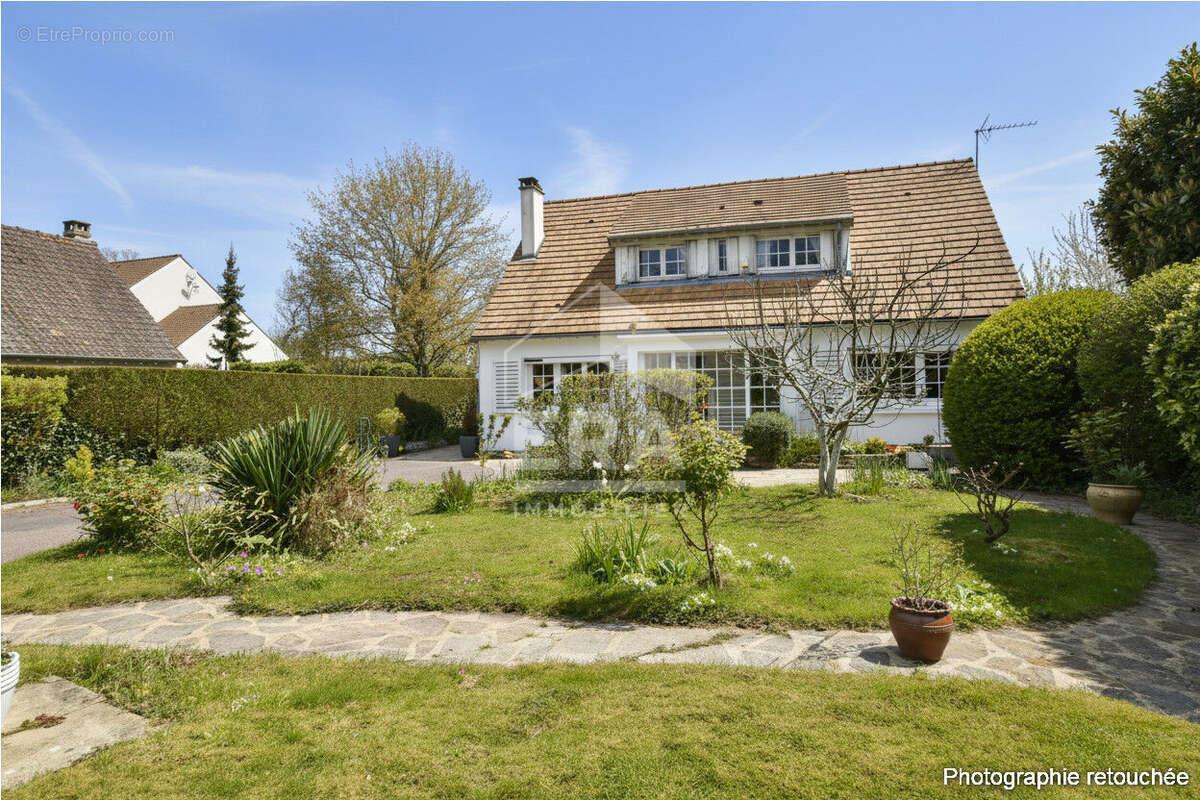 Maison à VILLIERS-SAINT-FREDERIC