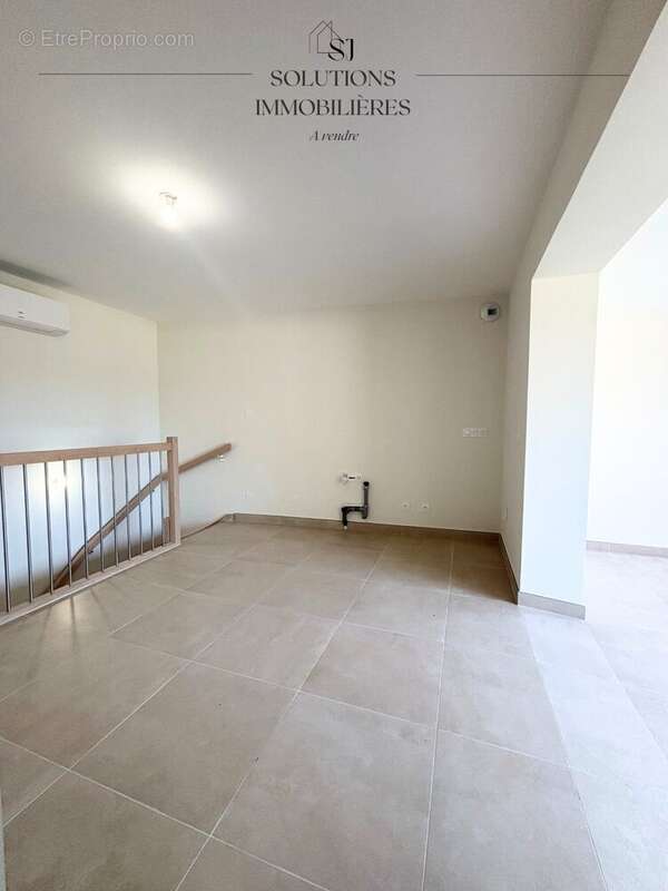 Maison à SAINT-ALBAN-DU-RHONE